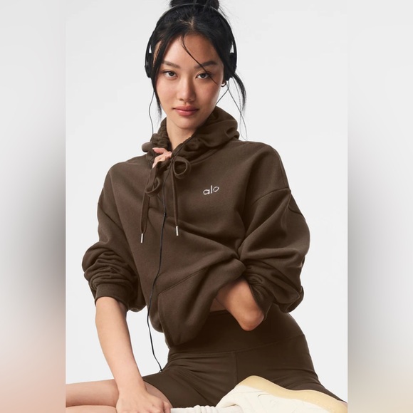 ALO Yoga | Tops | Alo Yoga Accolade Hoodie Espresso Unisex Fit